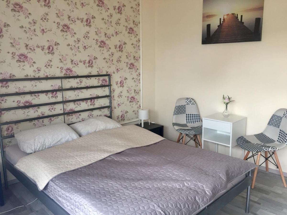 Lelle-kert Apartman 01 Balatonlelle Extérieur photo